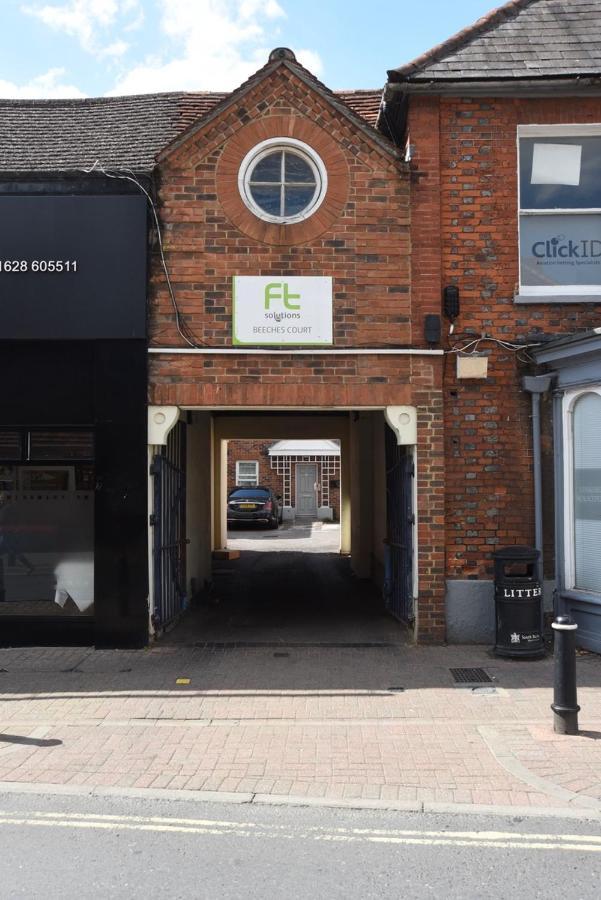 Lancing Apartments - Spacious 2 Bed - Sleeps 6 - Burnham Village Slough Bagian luar foto